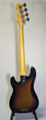 Fender - American Professional II Precision Bass, Rosewood Fingerboard - 3-Colour Sunburst 6